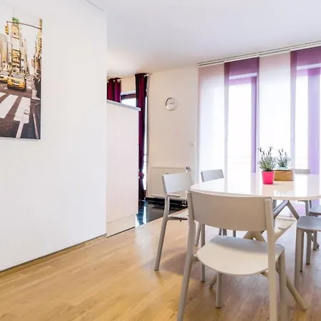 Homefy Oldtown - 6 People - 2 Bath - Balcony - Location