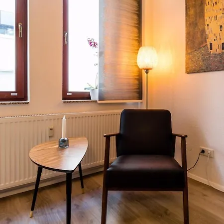 Apartment Homefy Oldtown - 6 People - 2 Bath - Balcony - Location Dusseldorf