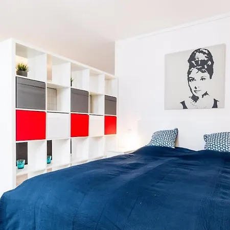 Homefy Oldtown - 6 People - 2 Bath - Balcony - Location