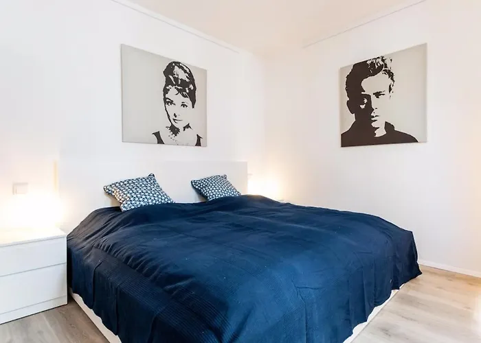 Homefy Oldtown - 6 People - 2 Bath - Balcony - Location Appartement Düsseldorf