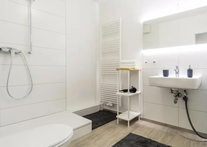 Homefy Oldtown - 6 People - 2 Bath - Balcony - Location Appartement Düsseldorf